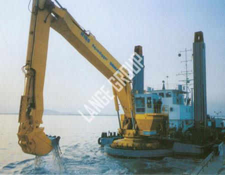 buckhoe dredger